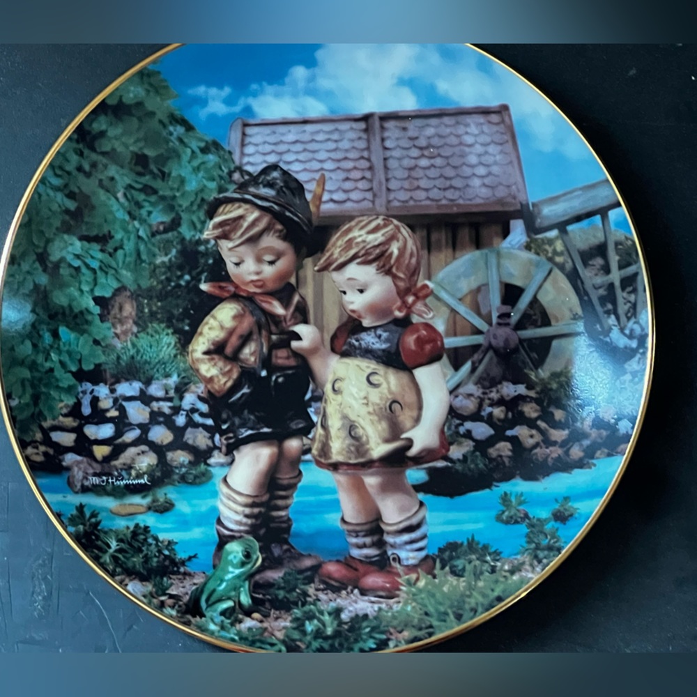 Hummel Collectors Plate